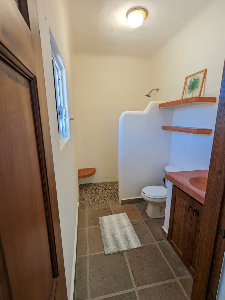 Full bathroom at Cabo House